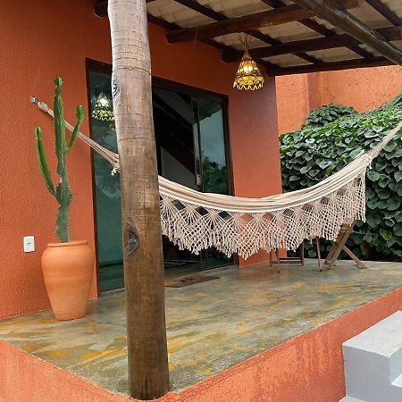 Lobo Guara Hospedagem Loft Алту-Параїзу-ді-Гояс Екстер'єр фото